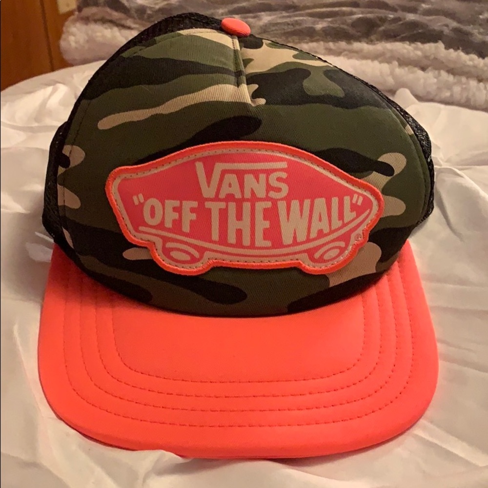Vans Off the Wall Camo/Pink SnapBack